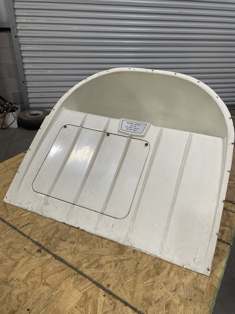Aircraft Interior Hat Rack/Baggage Shelf Panel