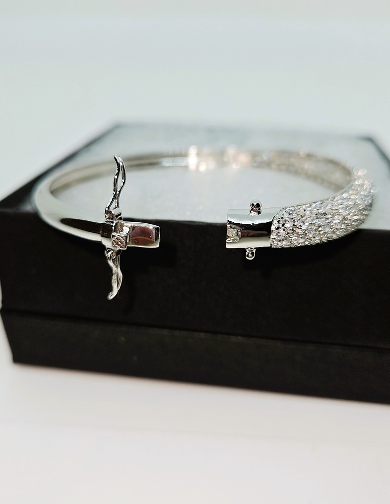 Sterling Silver Pave Setting Bangle bracelet
