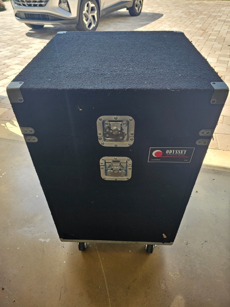 Odyssey Space Rack Case with Slant Mixer Top and Casters -DJ Pro Audio