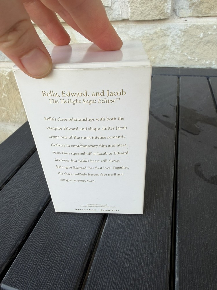 RARE Hallmark 2011 Bella Edward and Jacob Twilight Eclipse Ornament