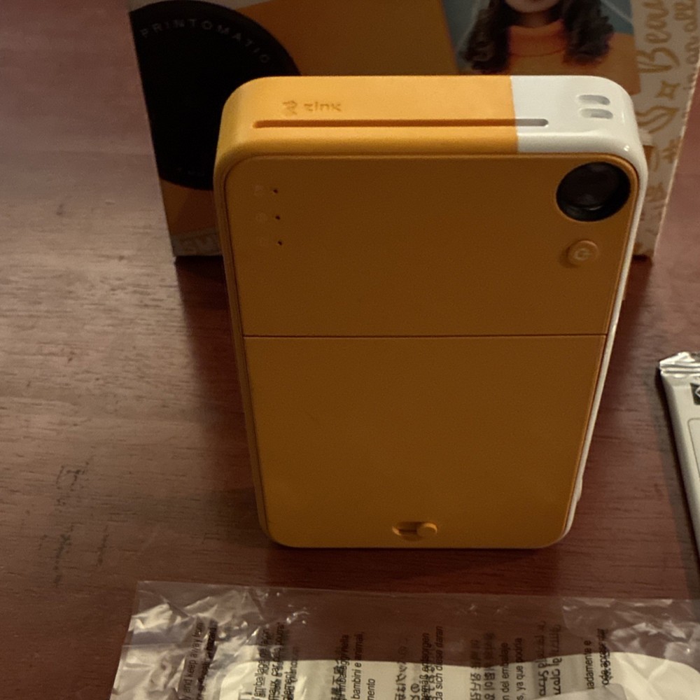 Kodak Printomatic Instant Print Camera Yellow White