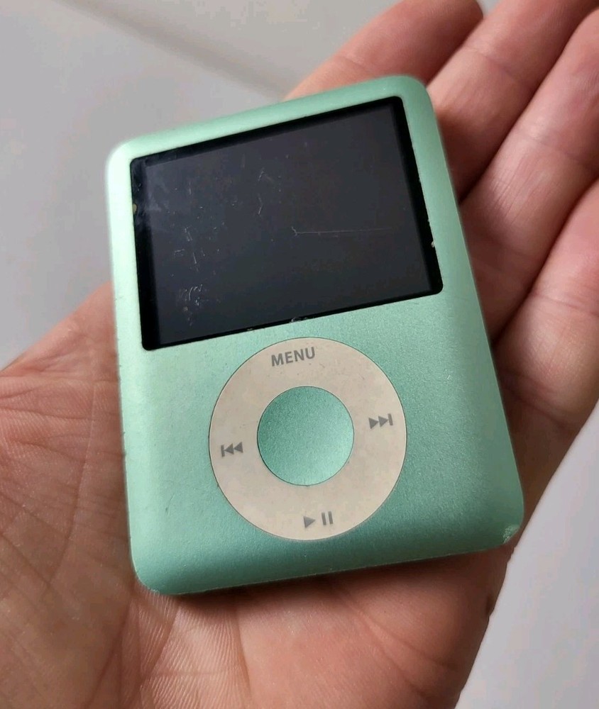Apple iPod nano A1236 8GB - 3rd Generation - Teal *WITH ISSUES - READ DESCRIP*