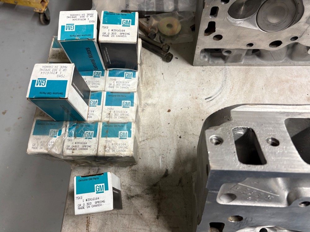 3946074 bbc aluminum heads