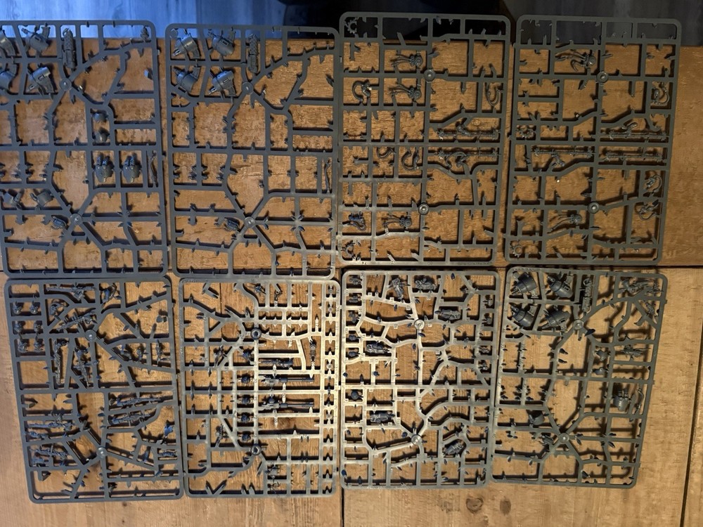 Bits And Pieces Warhammer 40K