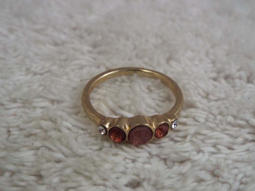 Goldtone Rhinestone Pink Bead Ring ~ Size 9.5 (B30)