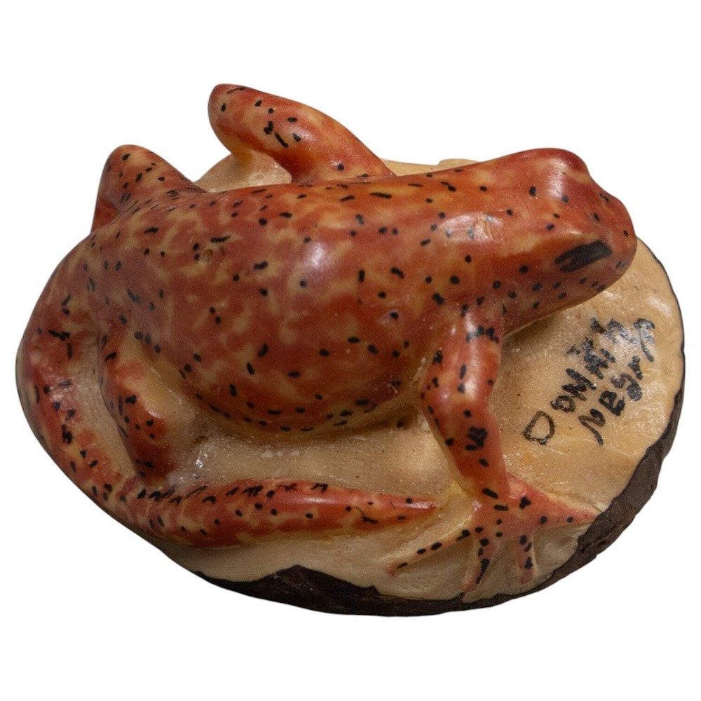 Brown Black Spots Gecko Lizard Tagua Carving