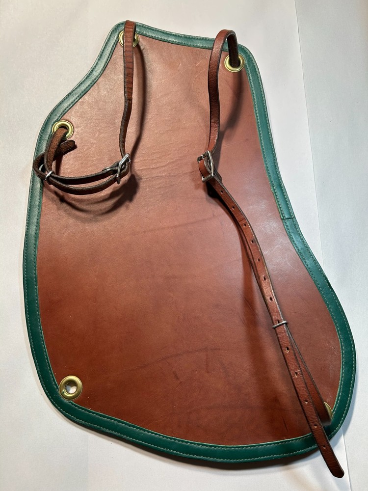 Ponying Shoulder Guard – Leather – Protective Shield – Green Trim