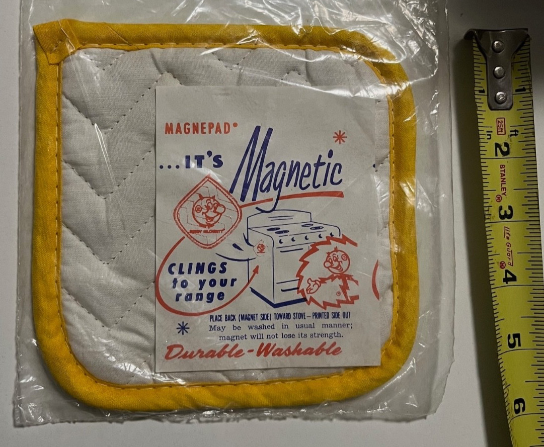 NIB REDDY KILOWATT Magnetic Pot Holder Hotpad Magnepad Vintage NIP - New In Bag