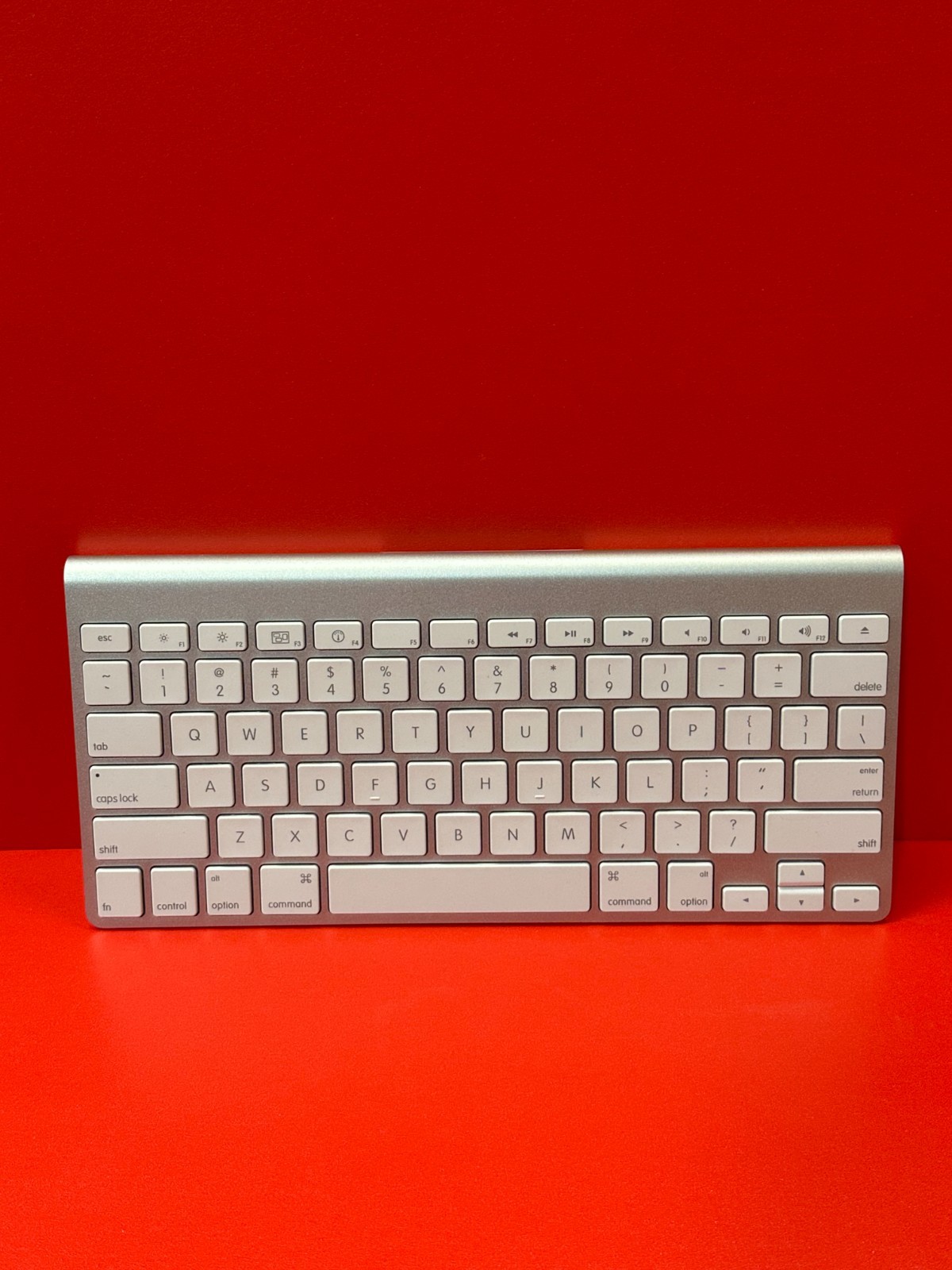 GENUINE Apple Wireless Bluetooth Keyboard A1314 Mac Aluminium