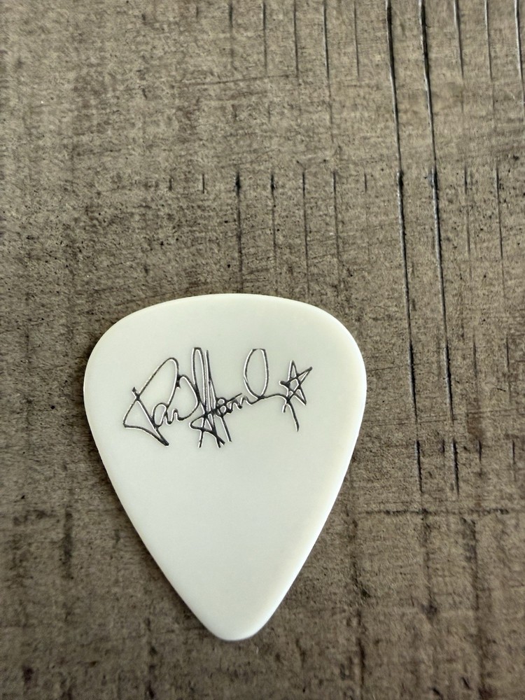 Kiss Ear Plug Case And 2 Guitar Picks