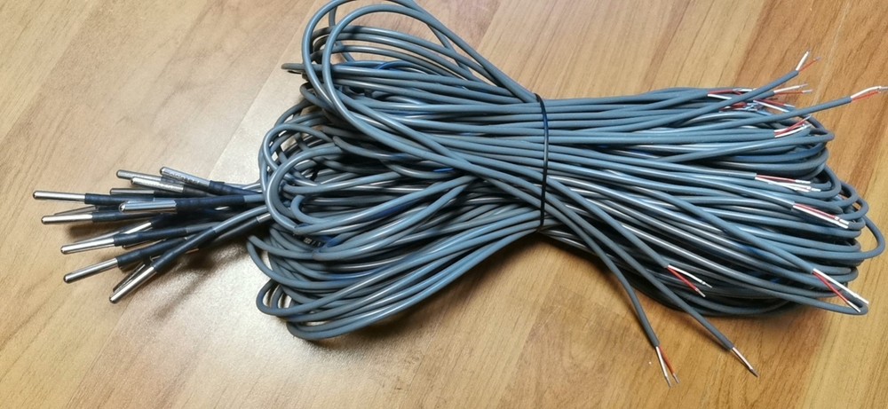 1PCS NEW XR30CX-5P5C1 temperature controller