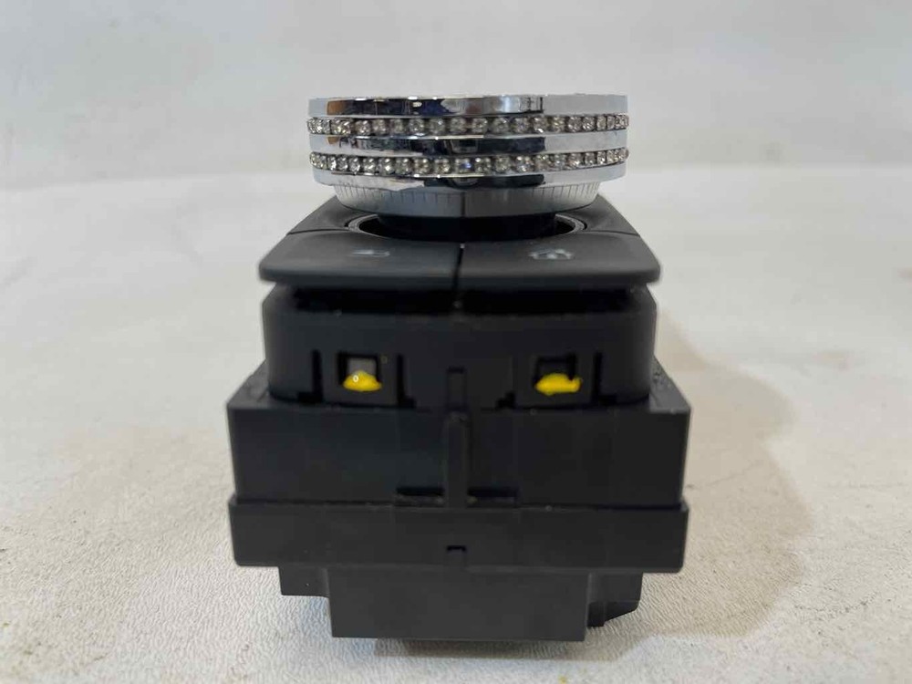 FITS 2021-2023 CADILLAC XT5 NAVIGATION CONTROLLER CENTER CONSOLE MOUNTED OEM