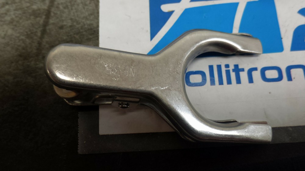 laboratory equipment clamps