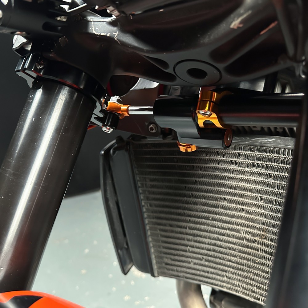 Front Linear Steering Damper Stabilizer Mount Bracket For 690 DUKE /R 2014-2018