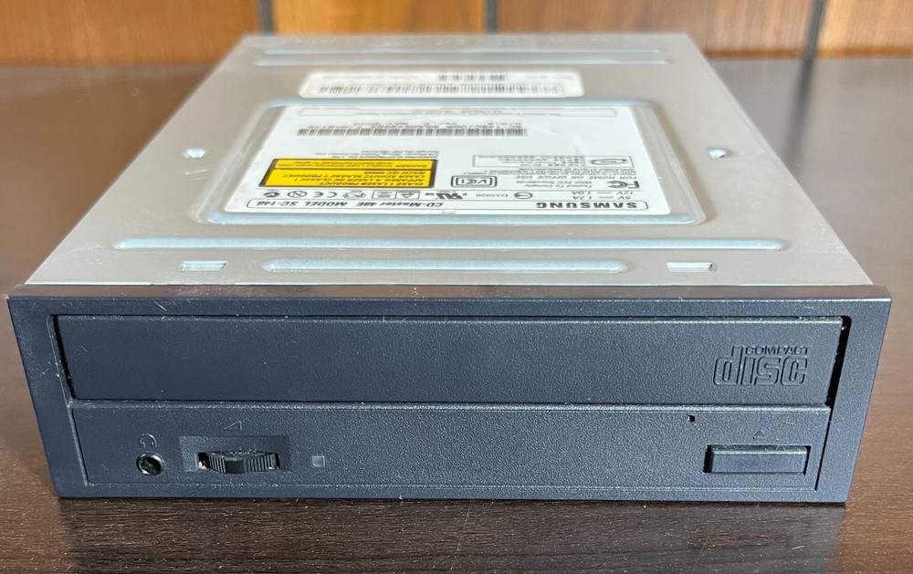 Samsung Cd-Master 48E Model SC-148 Internal Desktop Drive - Untested