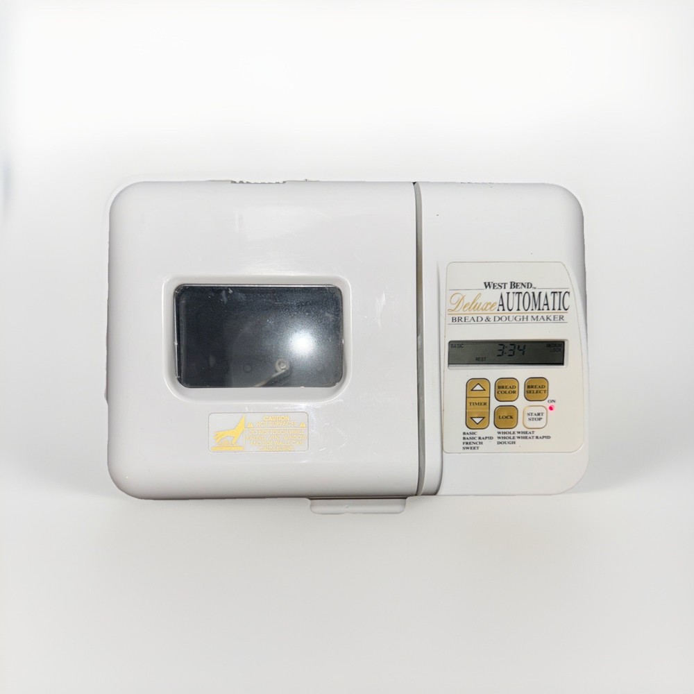 West Bend Deluxe Bread & Dough Maker Model 41050H 1.5 lb Automatic Machine