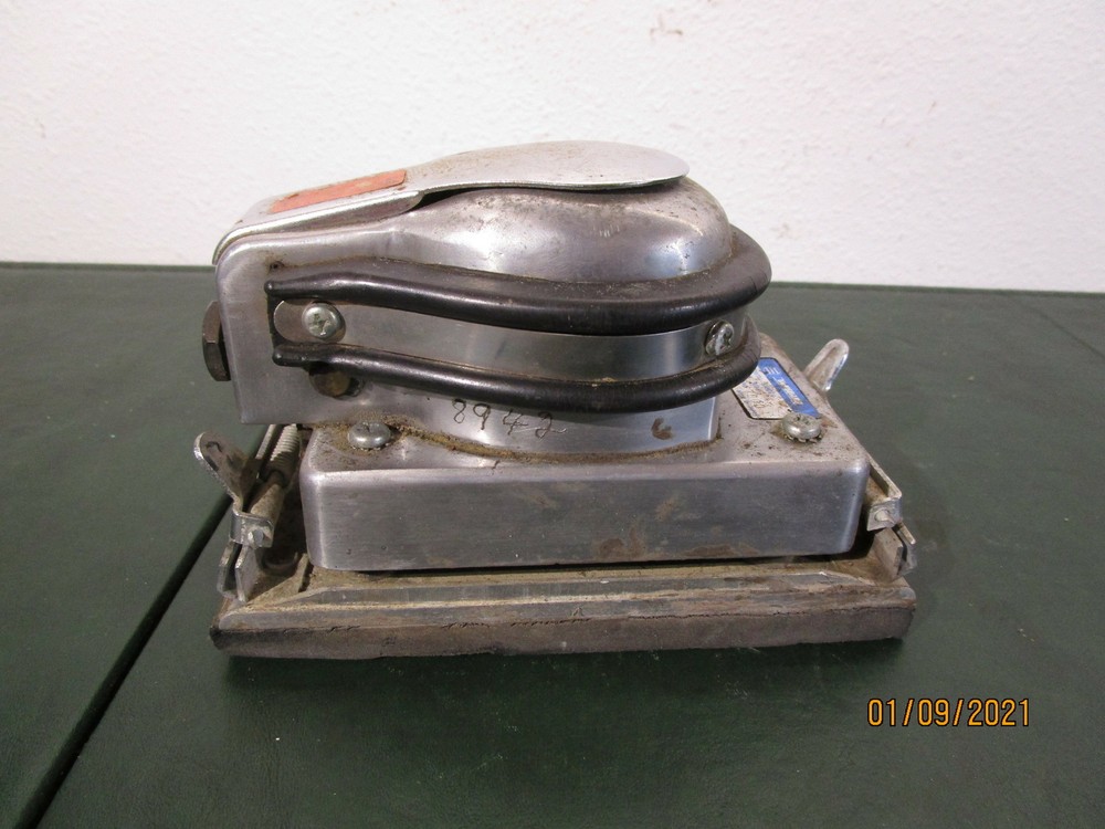 Vanguard Orbital Air Pneumatic Sander Model 8866