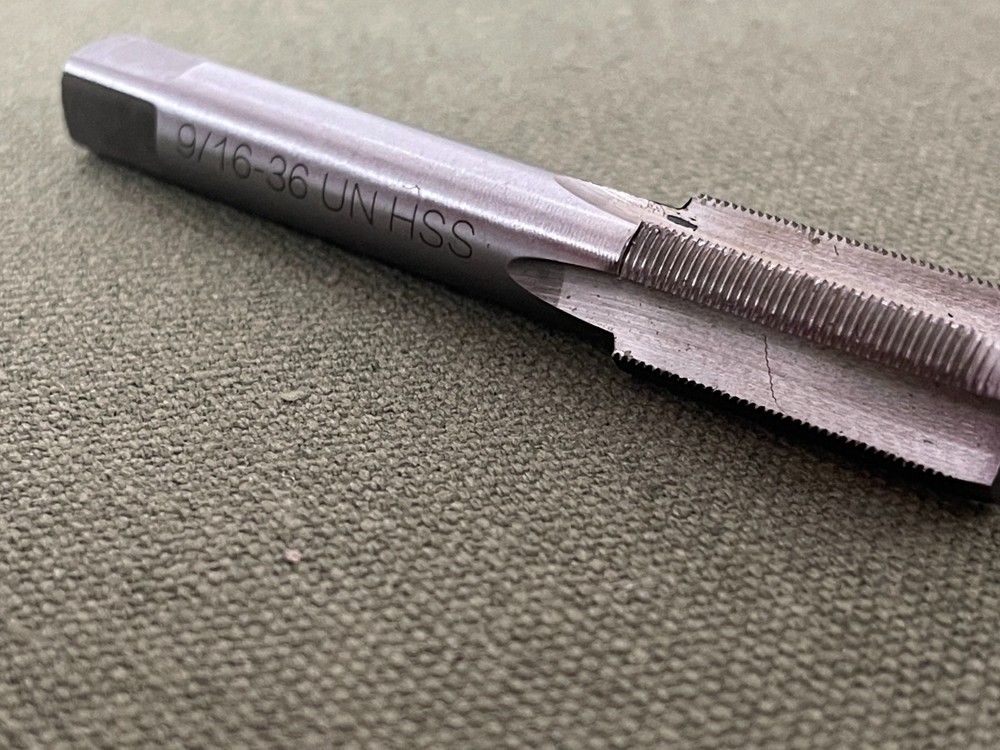 9/16 x 36 Tap & Split Die set, suits Smith & Wesson "L" Frame.