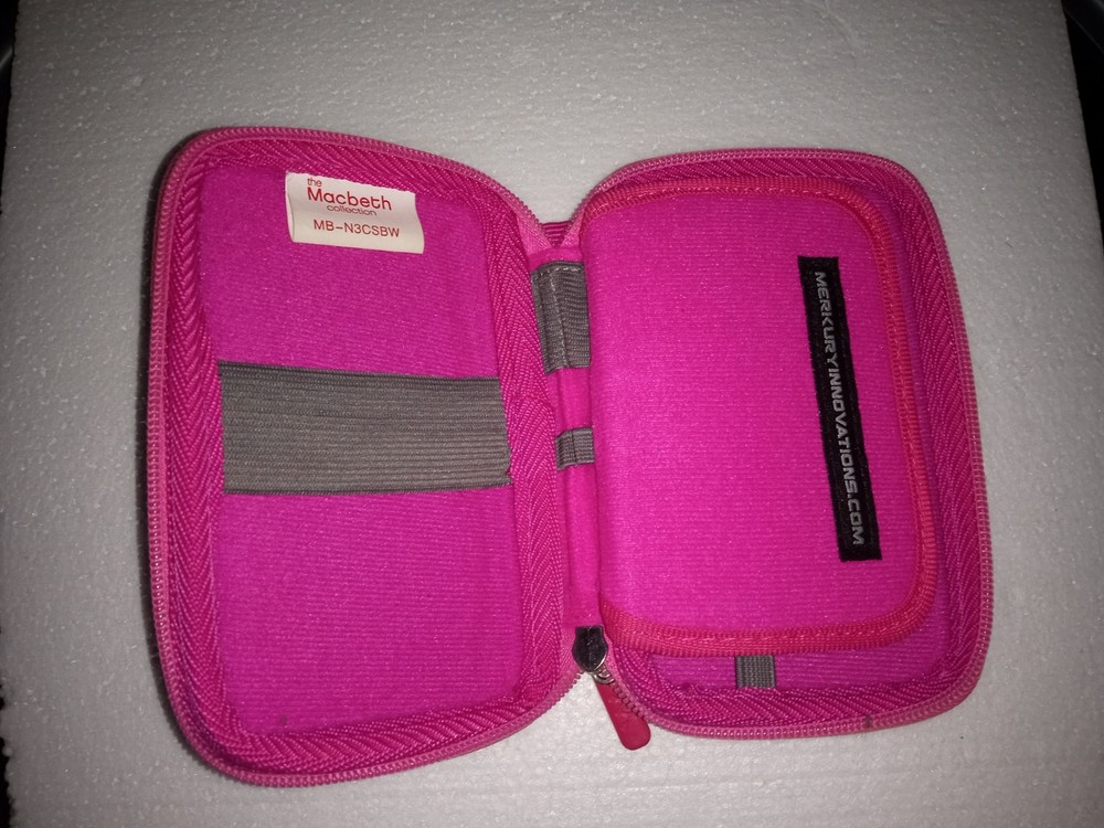 macbeth collection DS Carrying Case Pre Owned