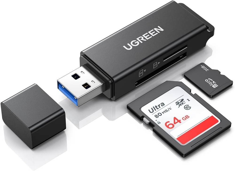 Versatile USB 3.0 Card Reader for SD/TF Cards - Plug & Play Convenience
