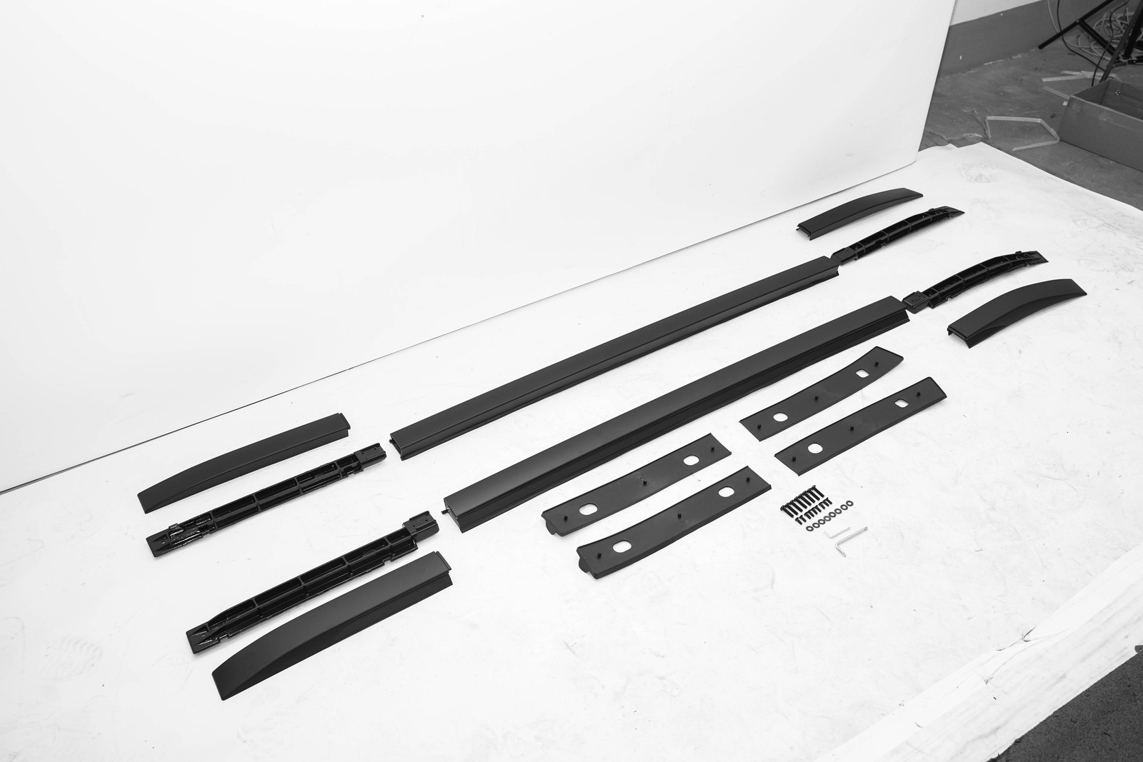 Roof Rack Fits For 2022-2026 Mitsubishi Outlander Rails Luggage Canoe Bars 2Pcs