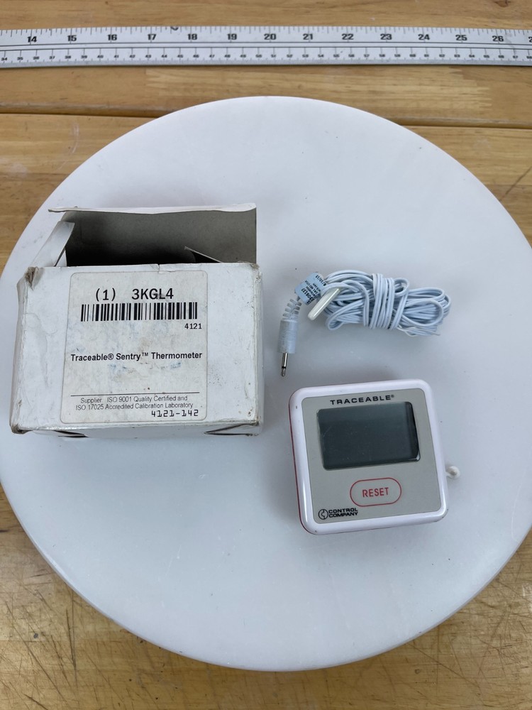 Traceable Sentry Thermometer 3KGL4 Digital Probe Control Company