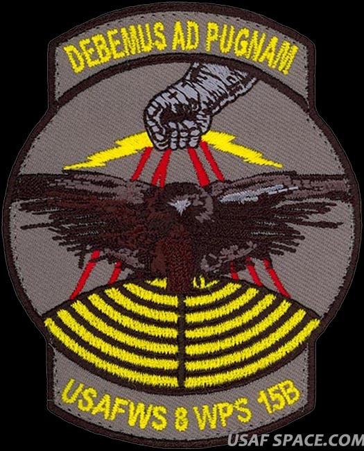 USAF 8th WEAPONS SQ -CLASS 2015B- DEBEMUS AD PUGNAM - ORIGINAL PATCH