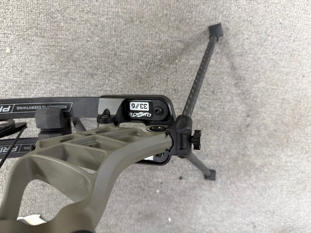 Prime Archery Divide 33 70lb GREAT CONDITION Store display