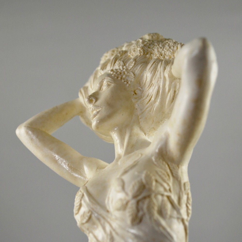 Elder (Ruis) - Hand cast statue