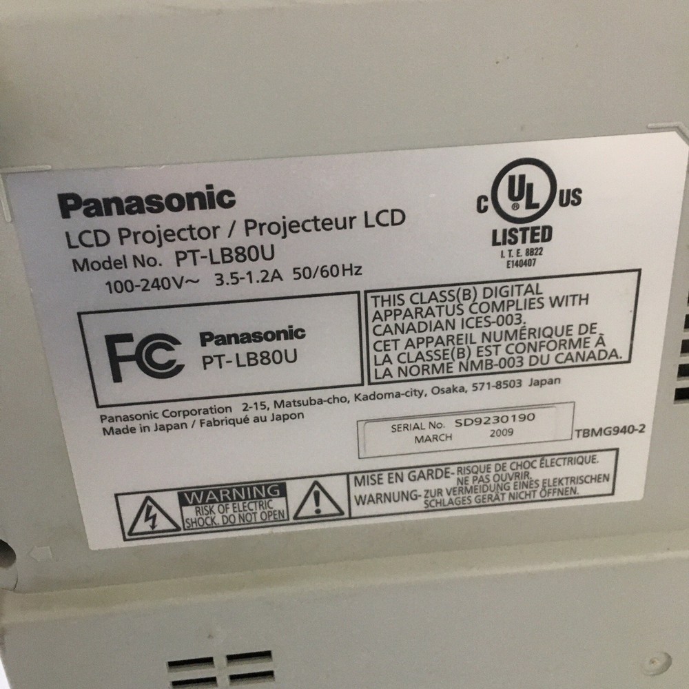 Panasonic PT-LB75 LCD Projector 1362 Hours with Cords - No Remote