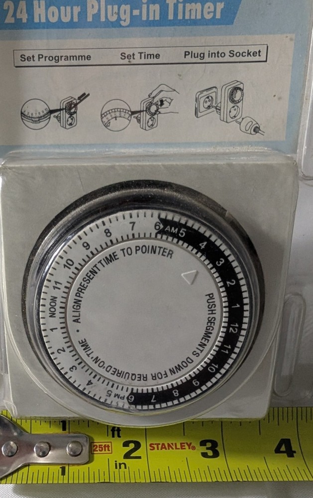 24-Hour Plug-In Timer for indoor use