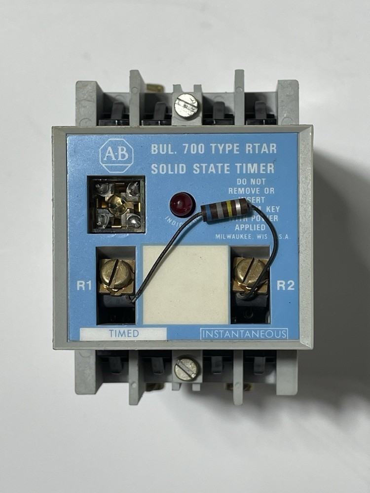 Allen Bradley 700-RTAR00M110A1 Solid State Timing Relay