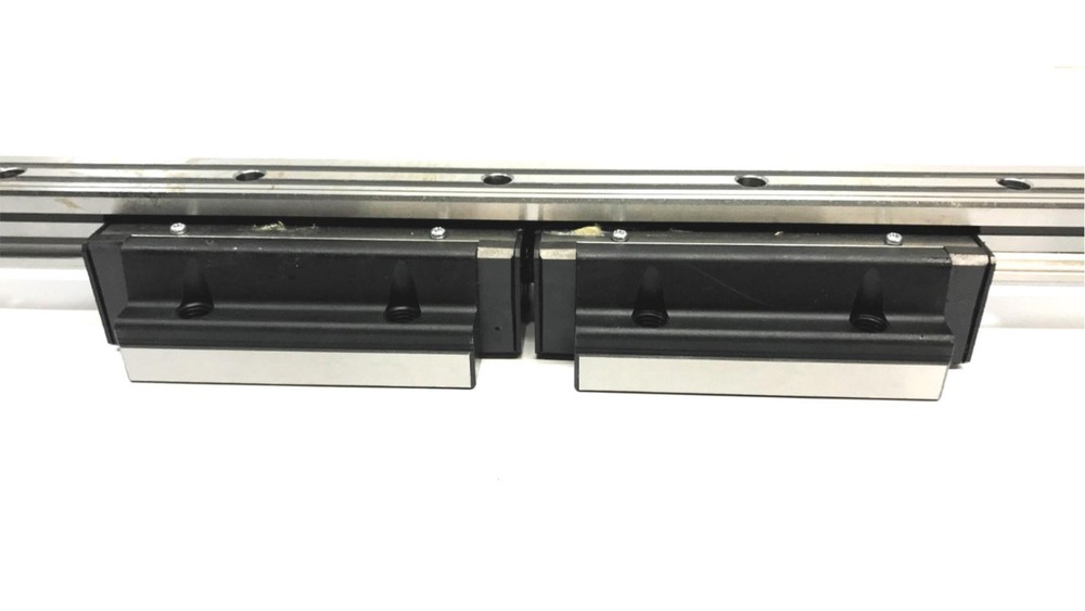 THK Linear Guide HSR35LA2SSC1+520LH-II NOS