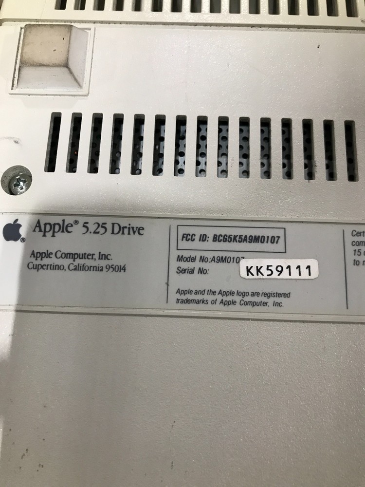 🍎 Vintage Apple Computing 5.25" External Floppy Disk Drive A9M0107