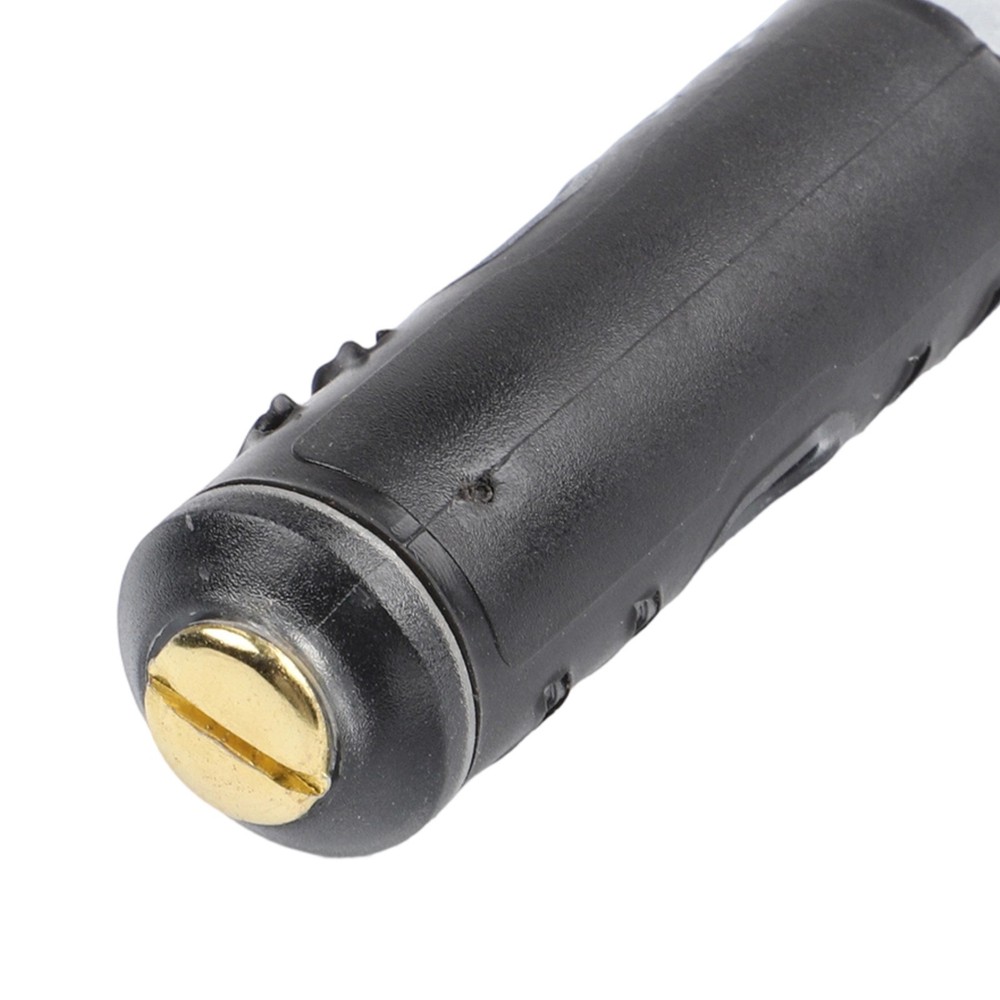 Electrician tool with circuit detection capabilities and comfortable grip