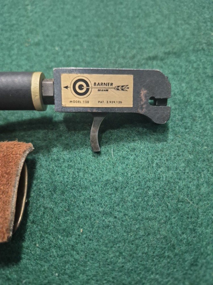 Vintage BARNER Archery Release Model 100
