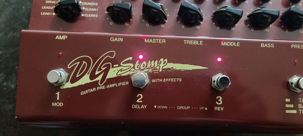 Yamaha G-Stomp MultiEffects Guitar Pedal