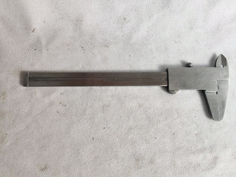 Mitutoyo Precision Vernier Caliper 6" ID OD Depth Rod