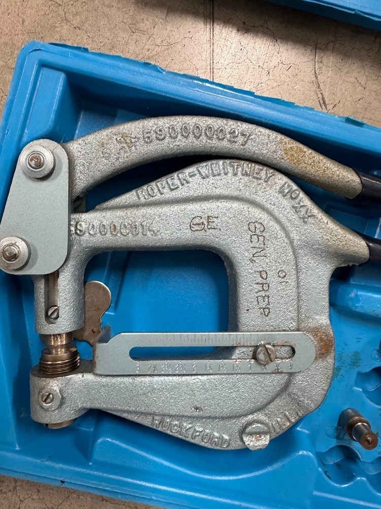 Roper Whitney No.XX Hand Punch
