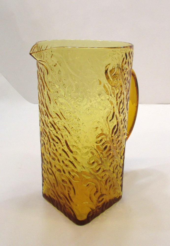 Vintage Unusual Log Chain Link Embossed Pattern Square Bottom Gold Glass Pitcher