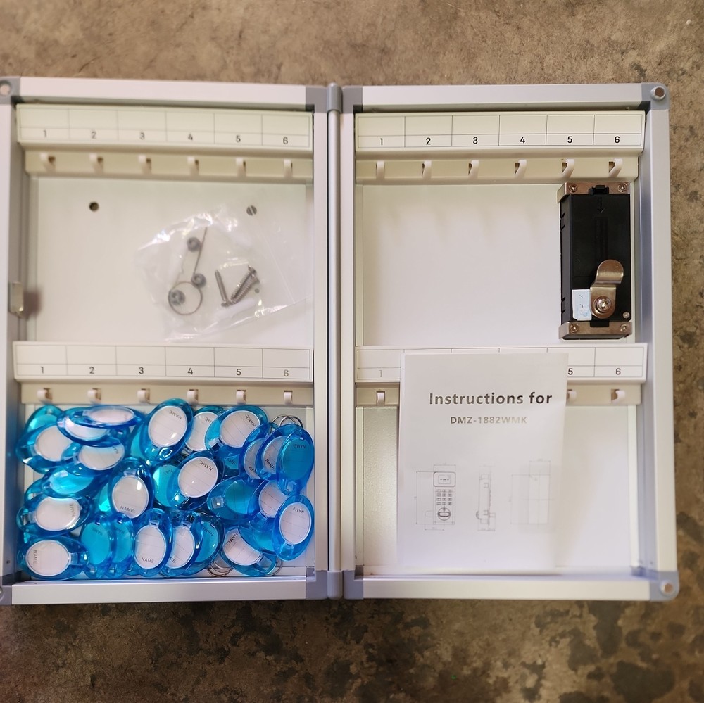 Key Organizer Lock Box with Combination Lock, Key Box Wall Mount with Code Lo...