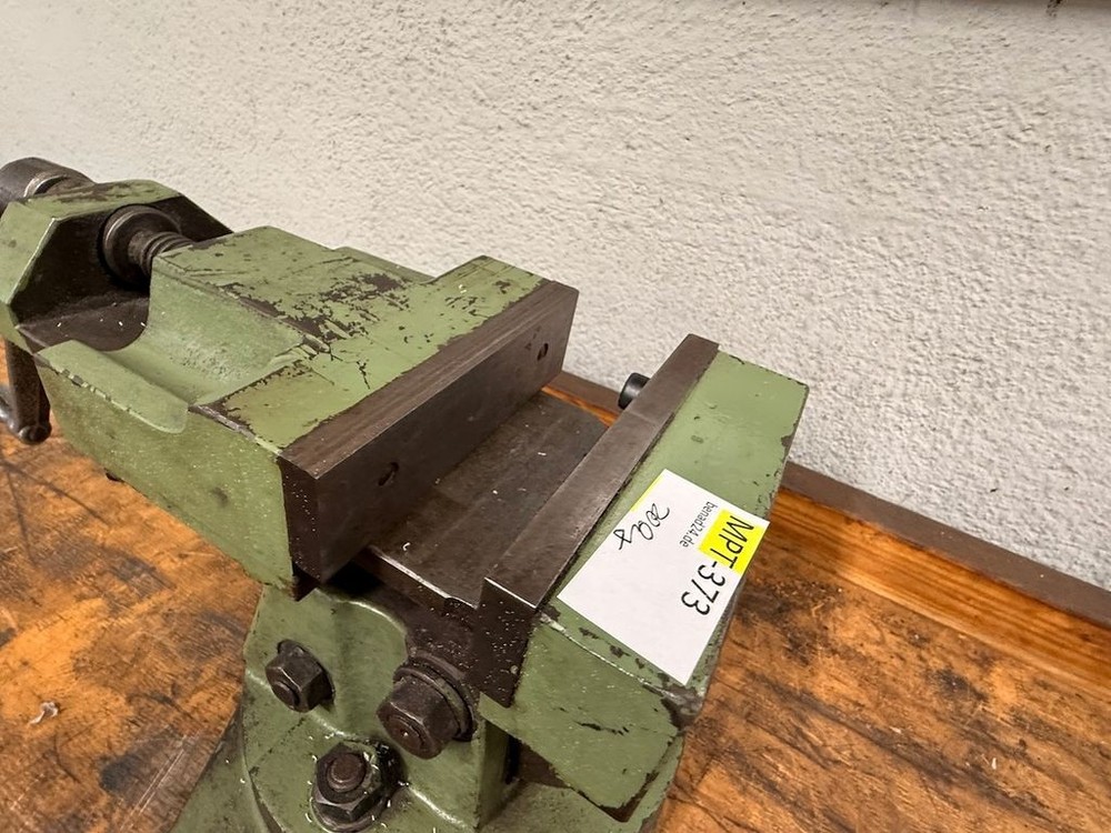 Machine Vise 125 Mm With Angle Adjustment