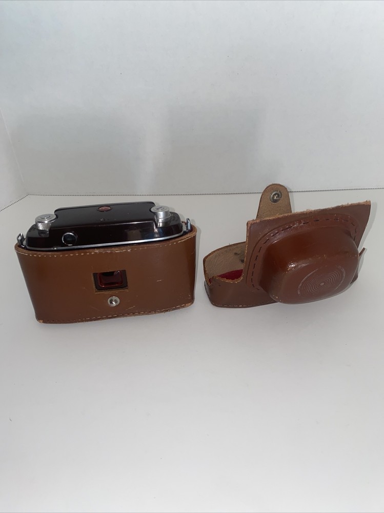 Vintage Antique Rangefinder Camera KODAK BANTAM With case