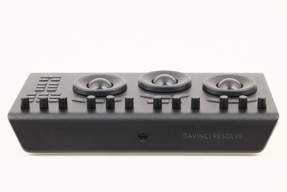 Davinci Resolve Micro Panel with Resolve Studio License