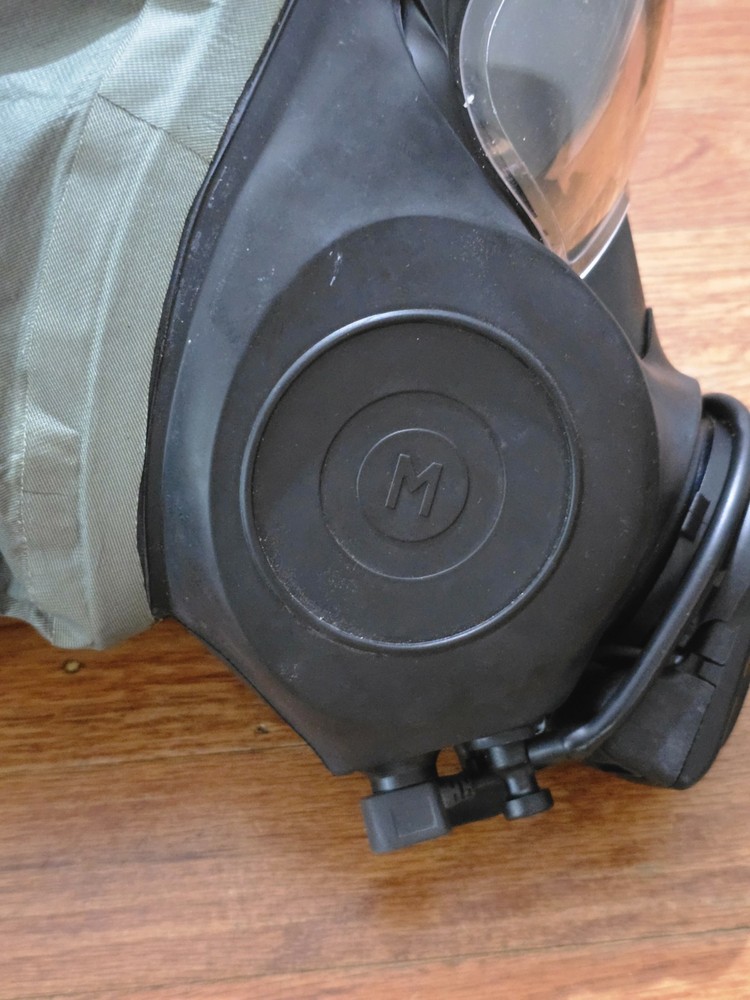 M-53 Gas Mask With Mic - Medium