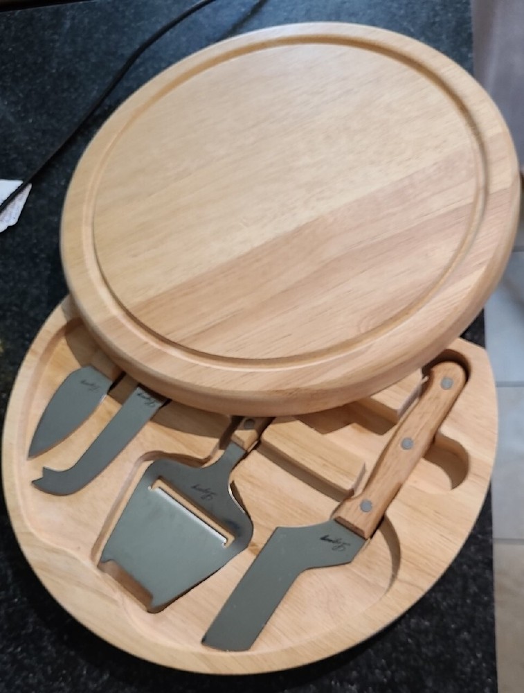 Legacy by "Picnic Time" Cheese Board & Tools Set