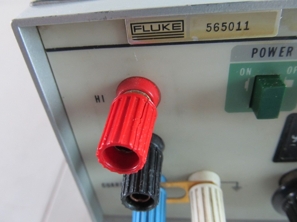 Fluke 515A Portable Calibrator, Working Condition