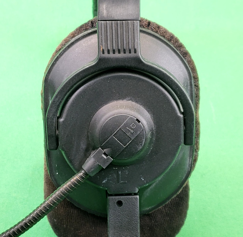 Beyerdynamic DT 290 Headset – 80 Ohm with Dynamic Microphone