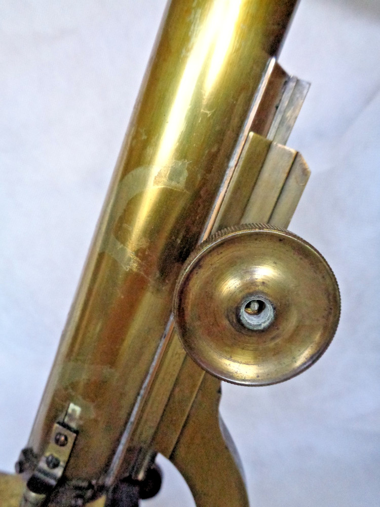 SCOTTISH VICTORIAN c1850 COMPOUND MONOCULAR BRASS MICROSCOPE JAMES WHITE GLASGOW