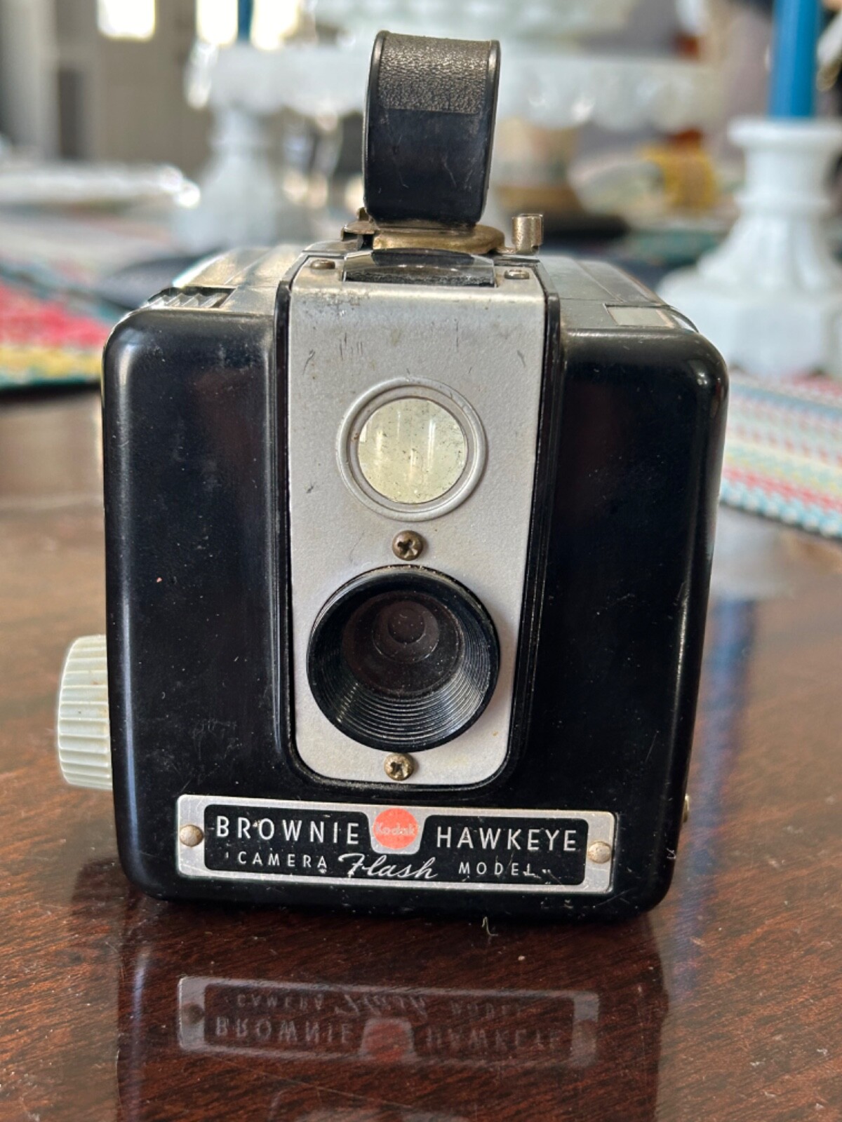 Vintage Kodak Brownie Hawkeye Flash Camera Roll Film Compact Camera